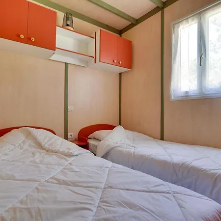 Holiday home 3 Bedroom Awesome In